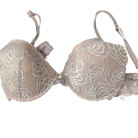 Large lot of women's padded push up bras size 36C - Picture 3 of 12